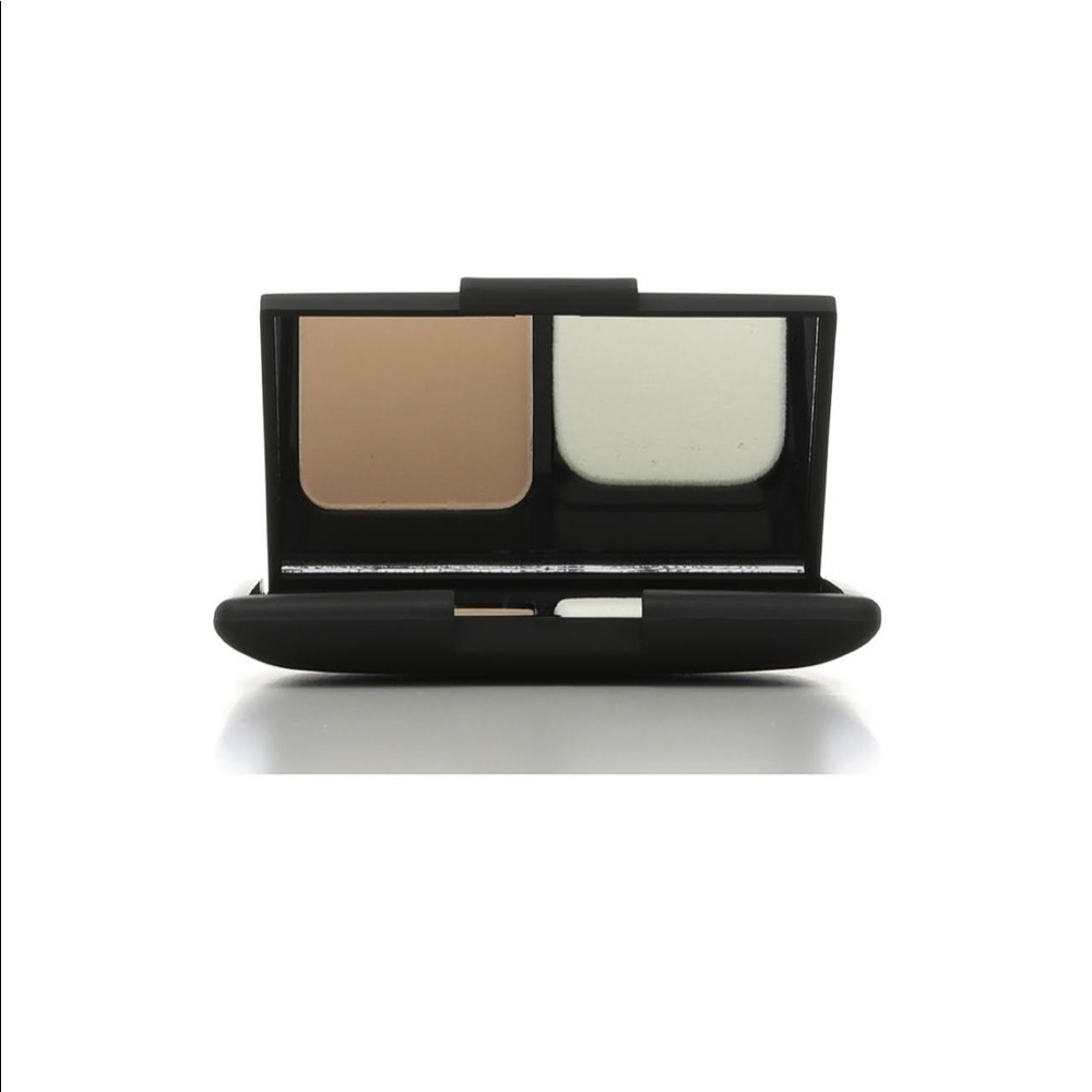 Elf Translucent Powder - Picture 2 of 2